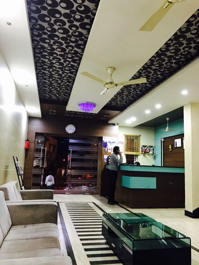 Iroomz Vaishali Residency Bellary Kültér fotó